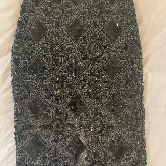 2-Piece Crocheted Sequin Crop Top and Pencil Skirt - Picture 5 of 8